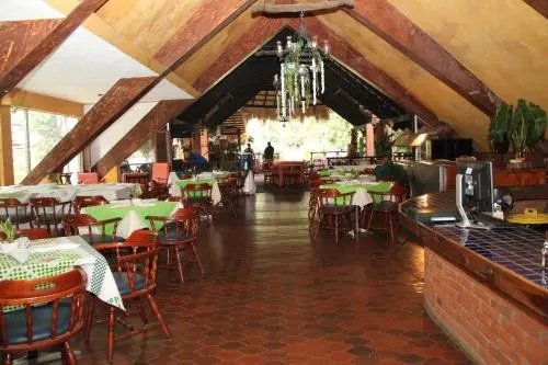 Food & Beverage