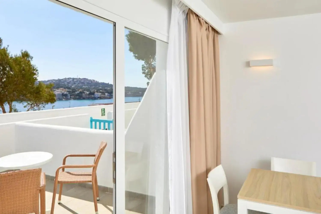 Sun Beach Agia Triada — Агия-Тріада, Греція мініатюра 83