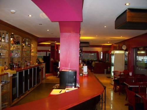 Food & Beverage
