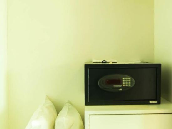 Hotel Capital