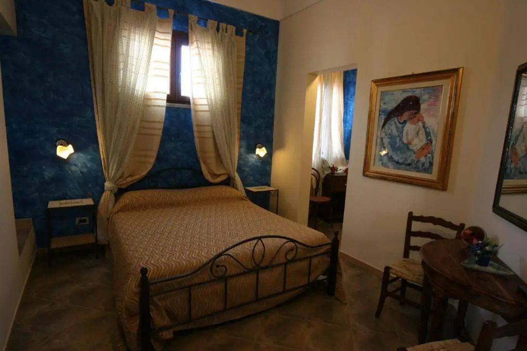 Standard Double room with view full double bed