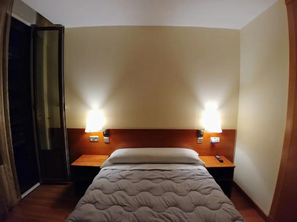 Hostal Prada Borges - Chambres