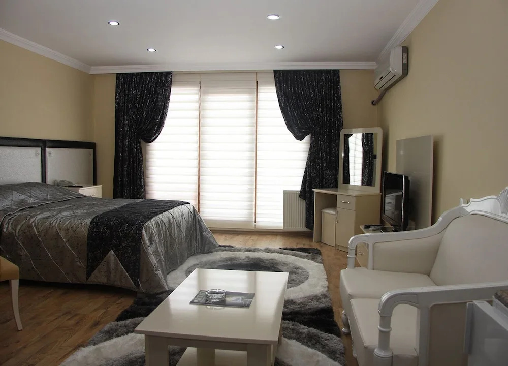 Suite with balcony