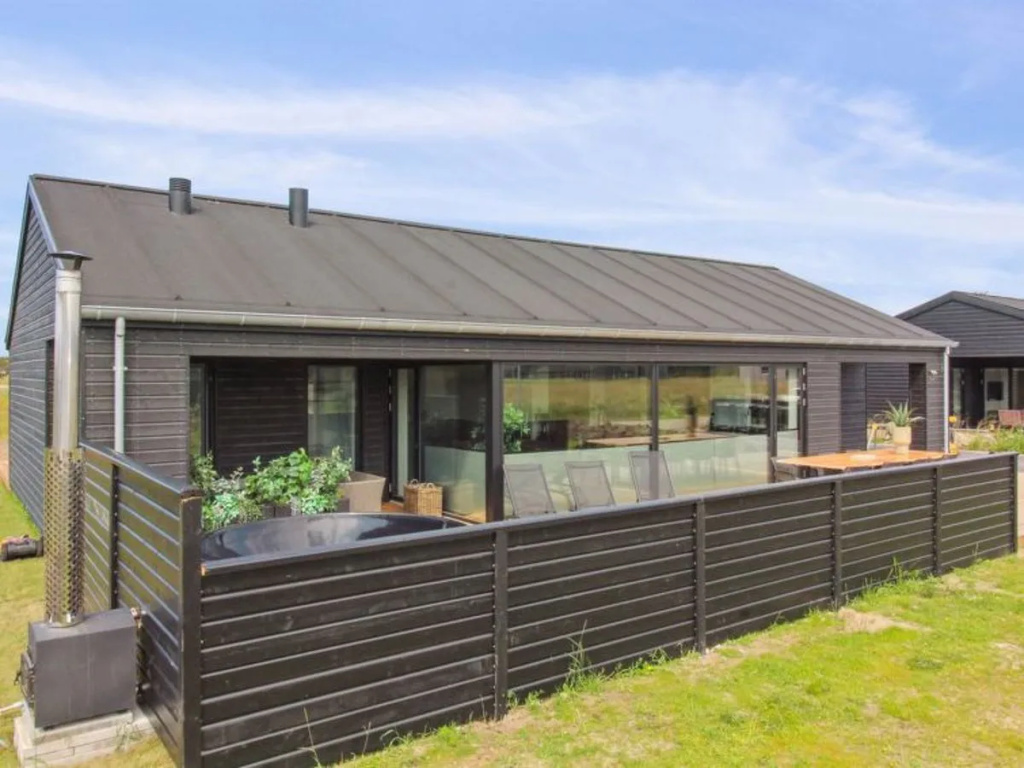 "Aenne" - 750m from the sea in NW Jutland