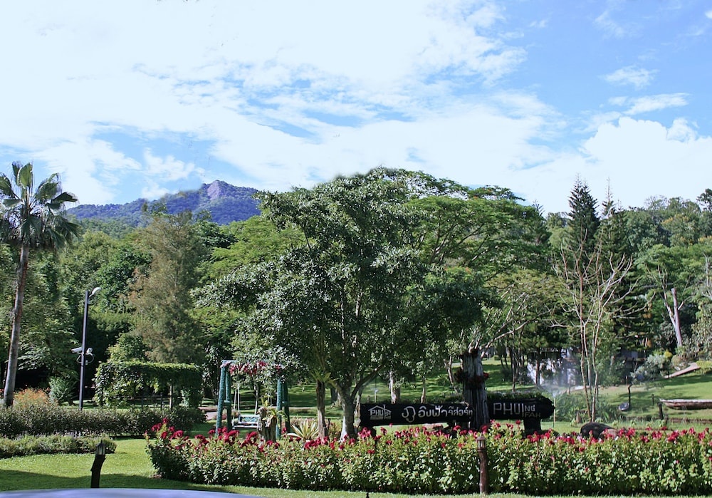 Phu Ing Fah Resort