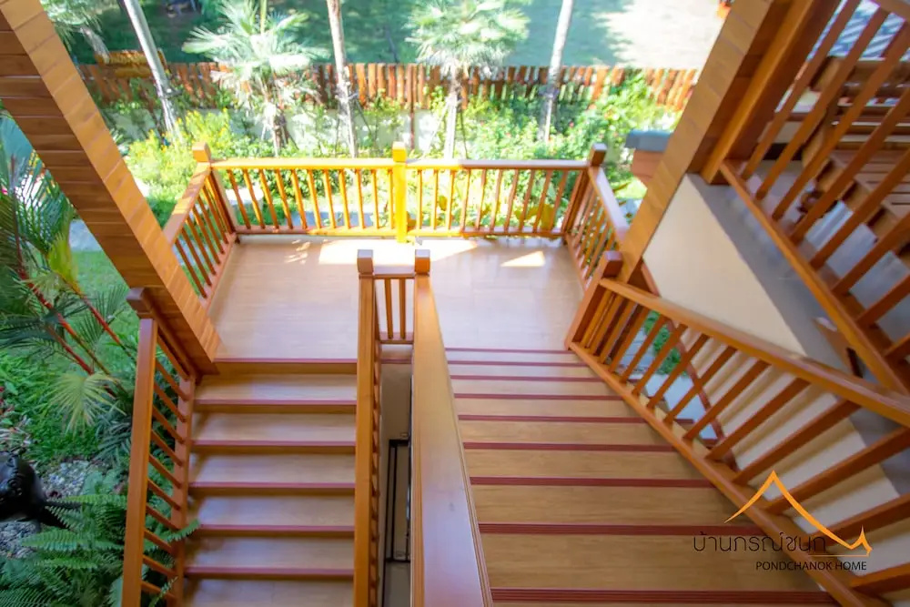 Balcony & Terrace