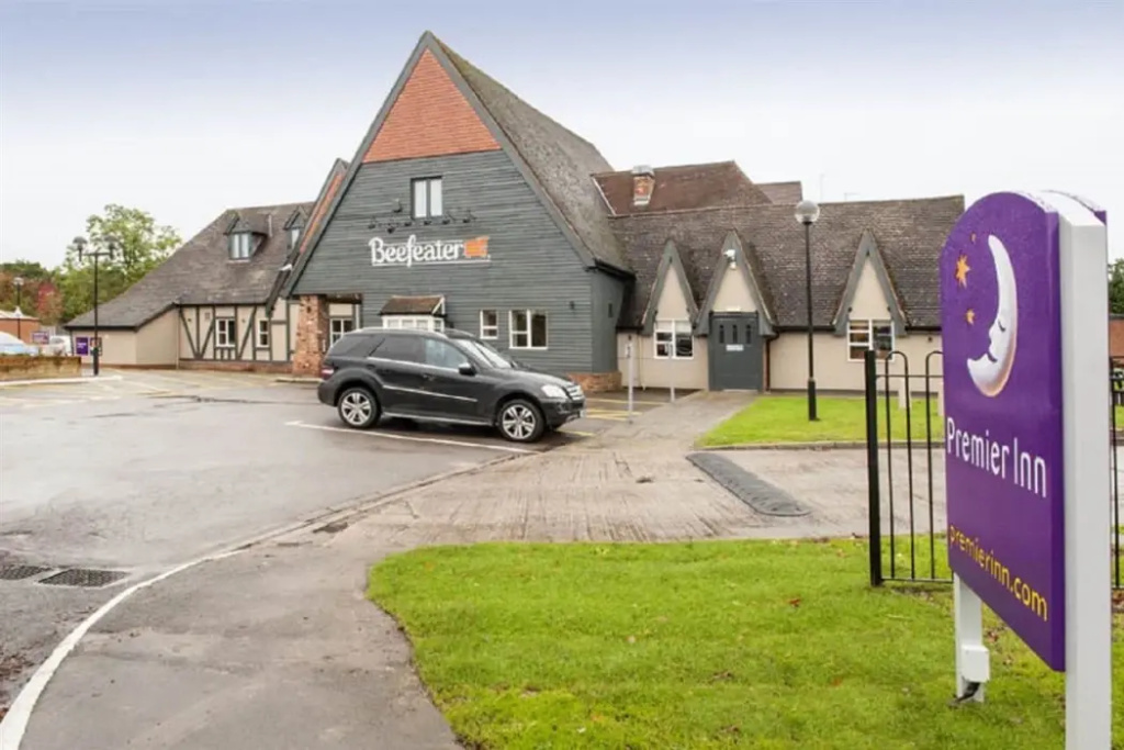 Premier Inn Solihull (Hockley Heath, M42) - фото 16