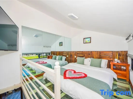 Family Suite with courtyard view