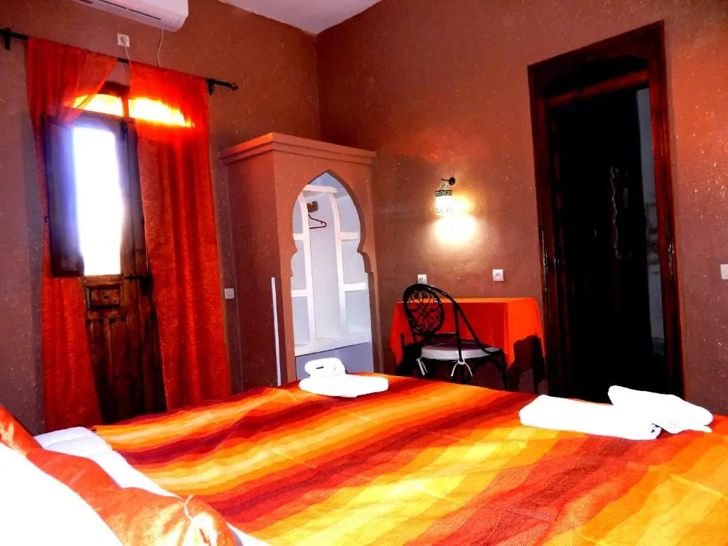 Standard Triple room with balcony