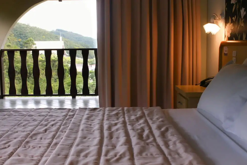 Standard Double room with balcony (full double bed)