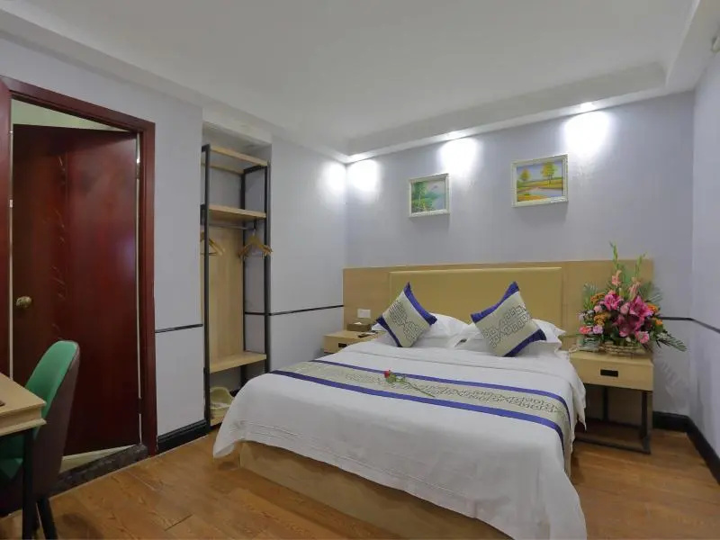 GreenTree Inn Jieyang North Linjiang Road Express Hotel - Chambres