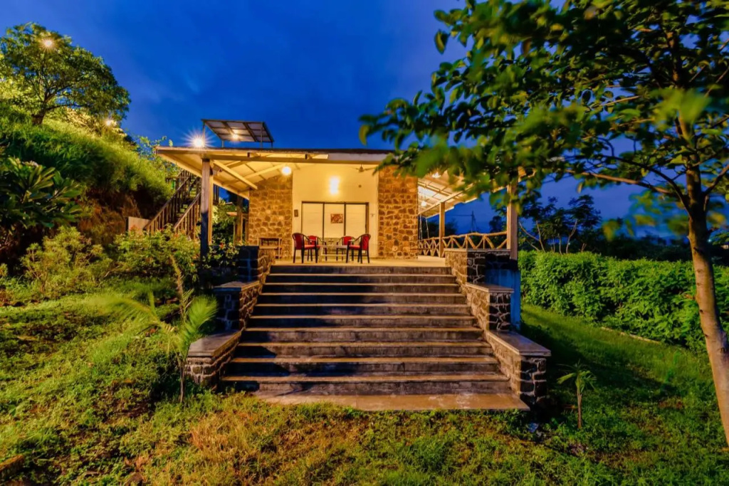 SaffronStays le Soil, Igatpuri - Pet-Friendly Villa with Viewing Deck for Panoramic Views