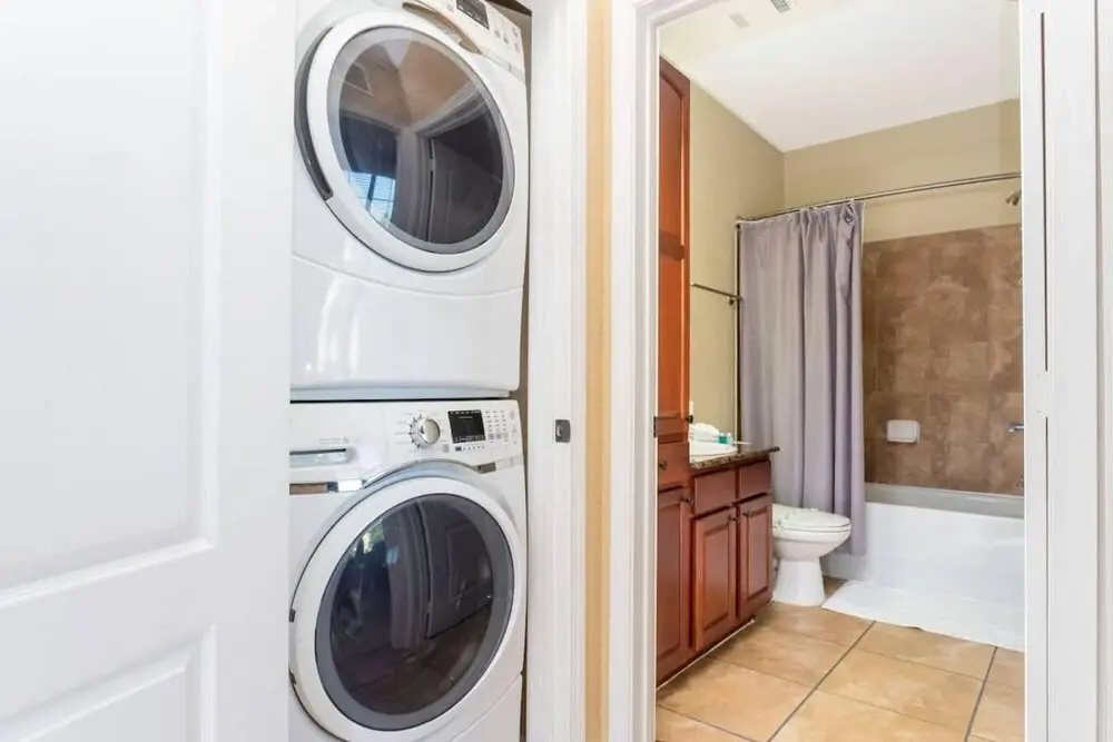 909 Unit 1033 Beautiful Apartment