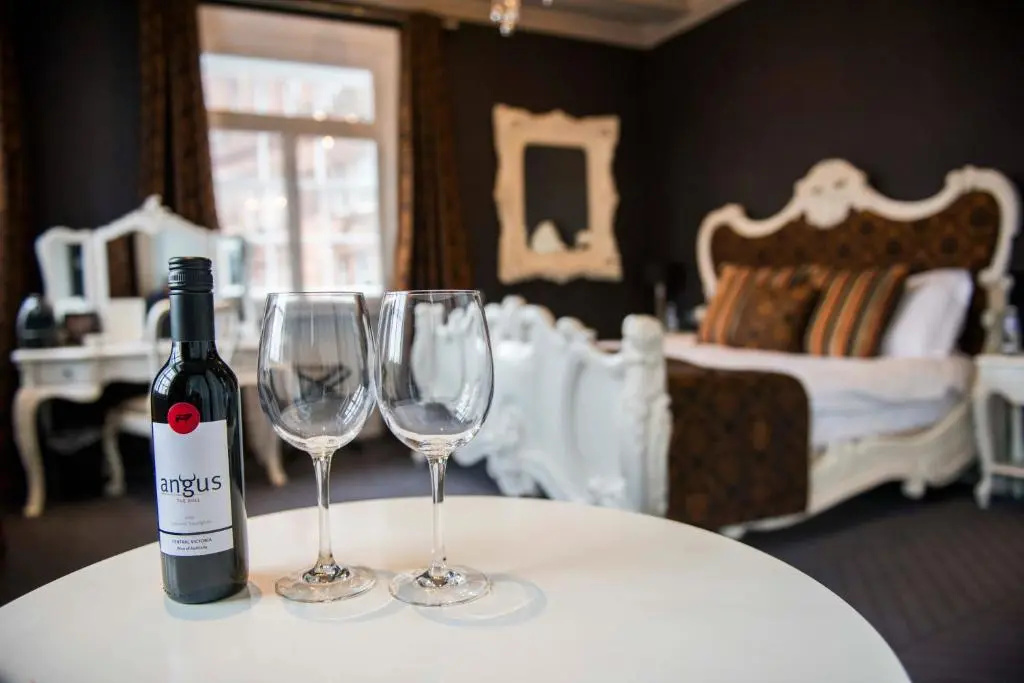 The Rutland Hotel & Apartments - Chambres