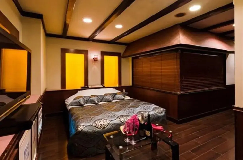 Economy room