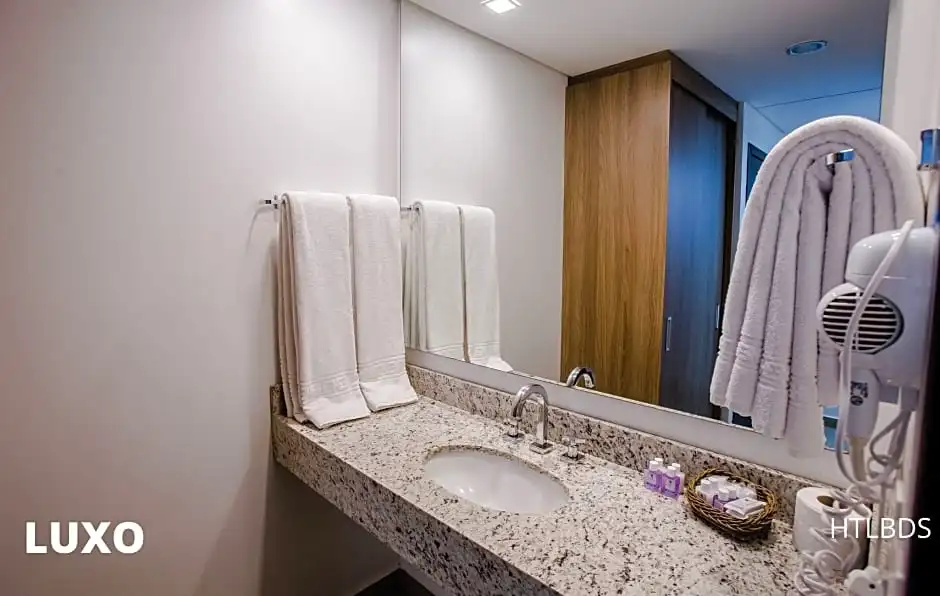 Foz Presidente Comfort Hotel - Chambres