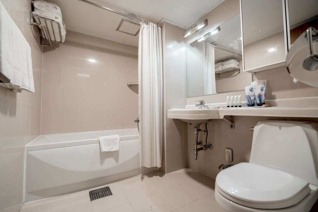 Oriens Hotel & Residences by null