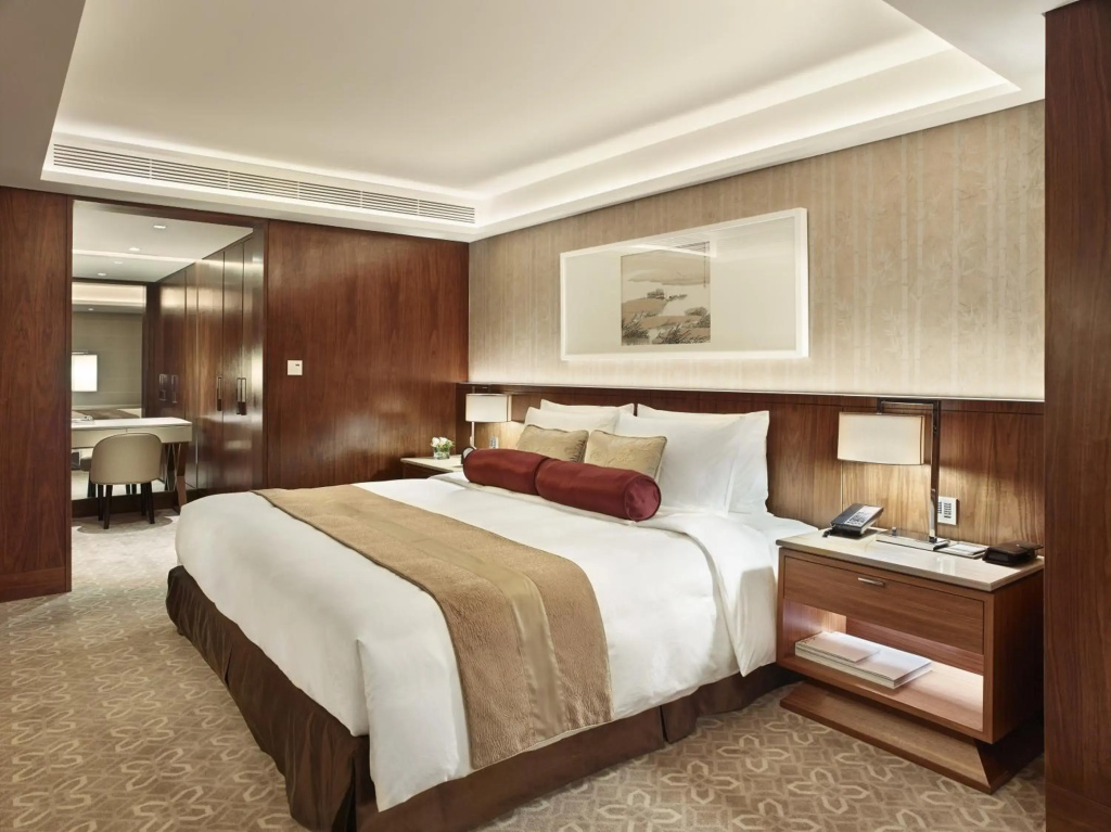 White Swan Hotel — фото