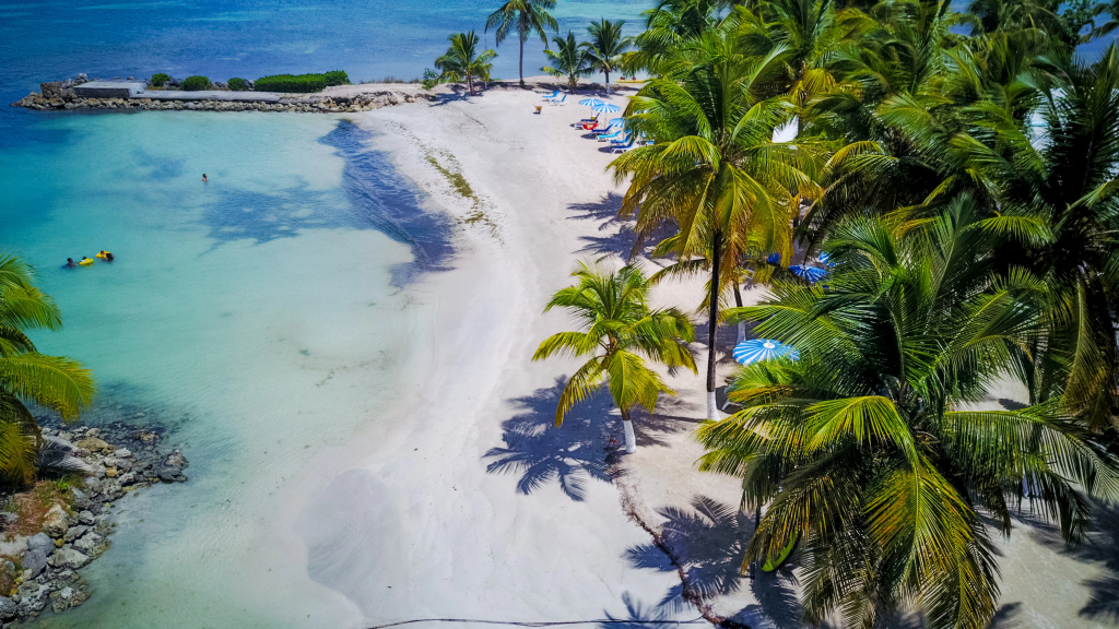 Beach & Waterfront