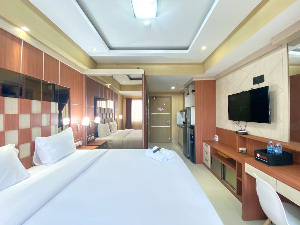 Cozy Studio Room At Oasis Cikarang Apartment in Cikarang