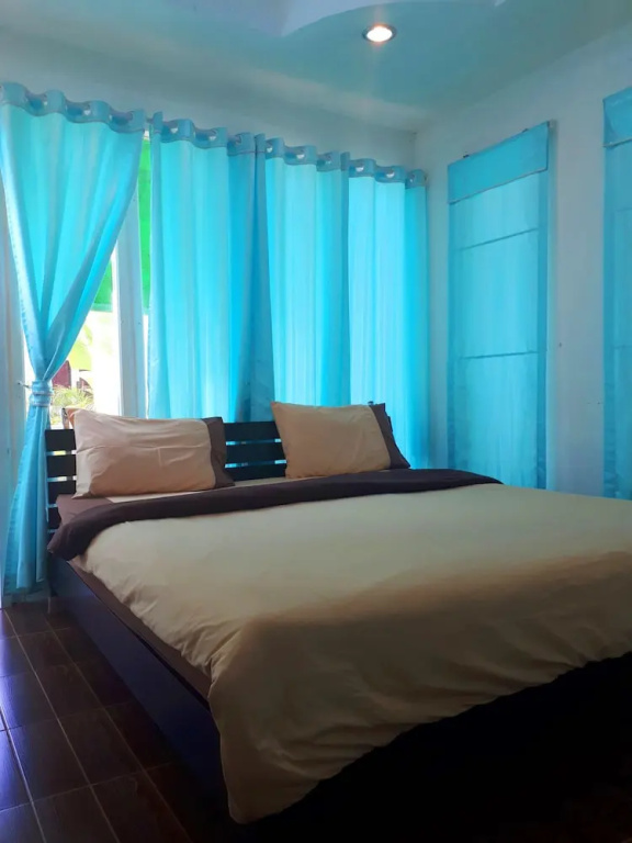 Double Villa with balcony (full double bed)