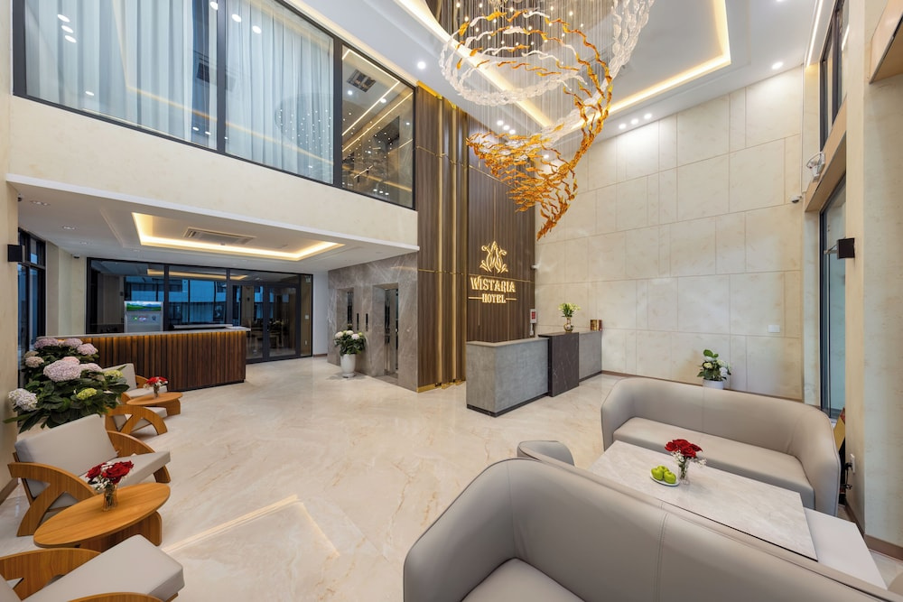 Cat Ba Wistaria Hotel - Pool & Massage in Haiphong