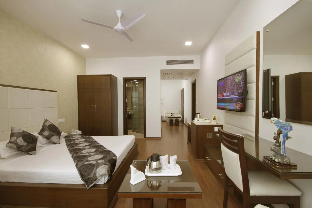 Executive Double Suite (full double bed)