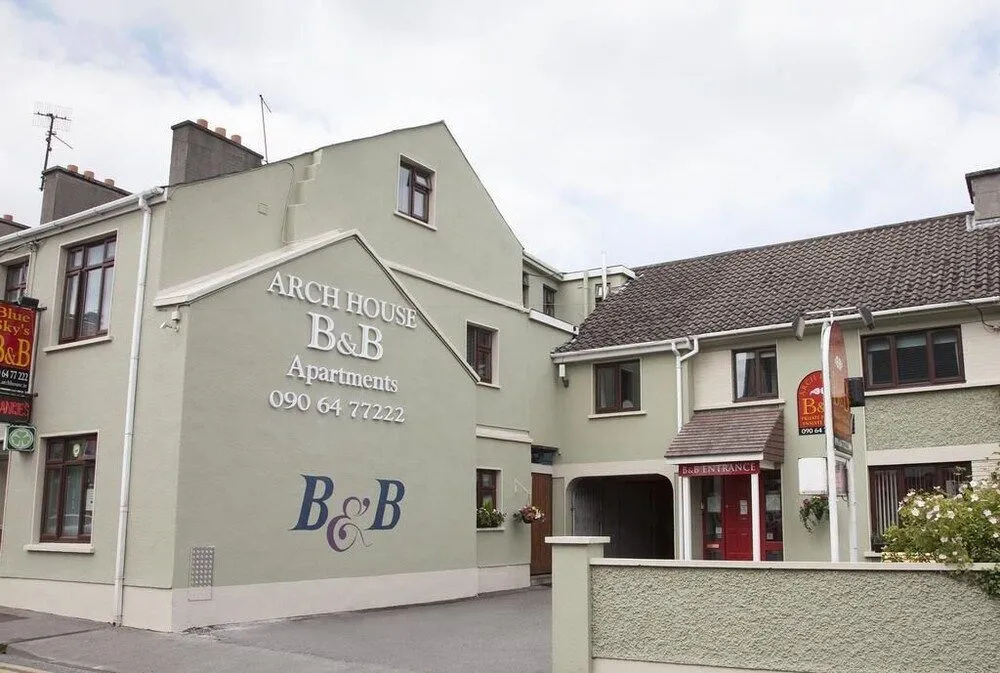 Arch House B&B and Apartments