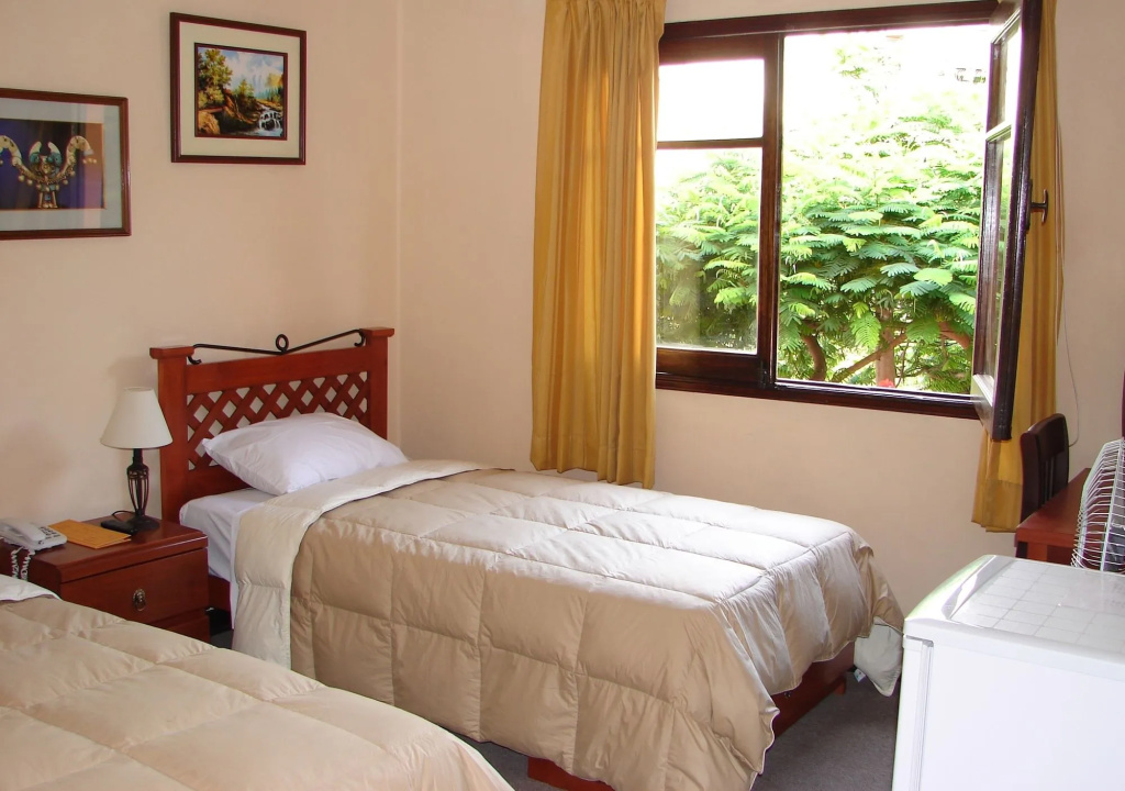 Hotel photo 2