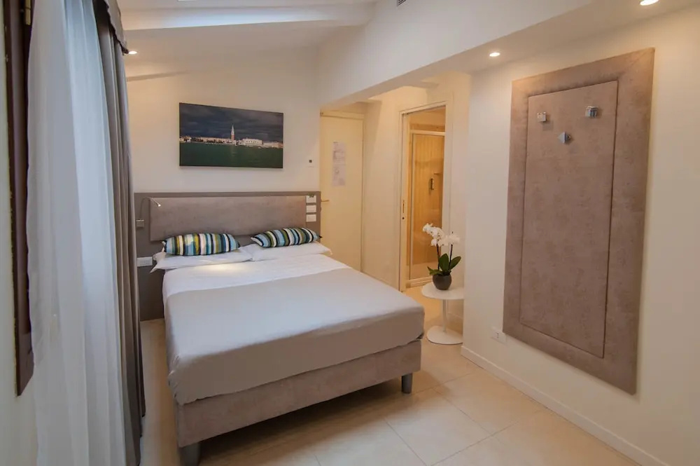 Leone Hotel - Chambres