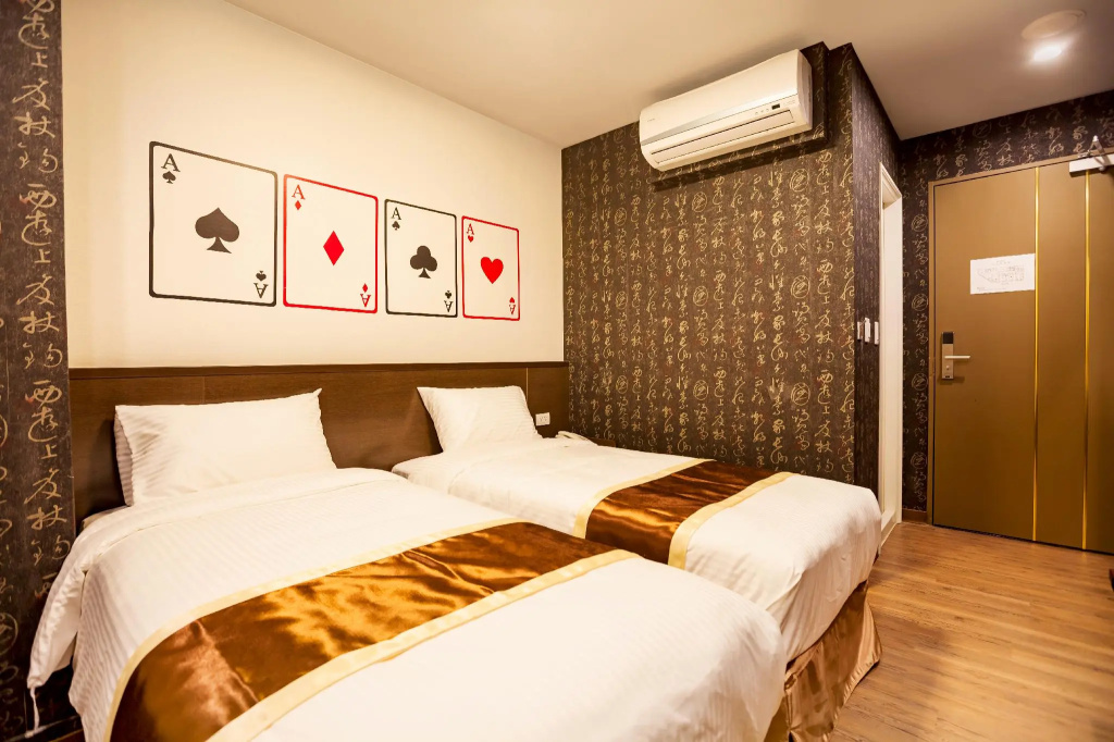 Economy Double room (twin beds)