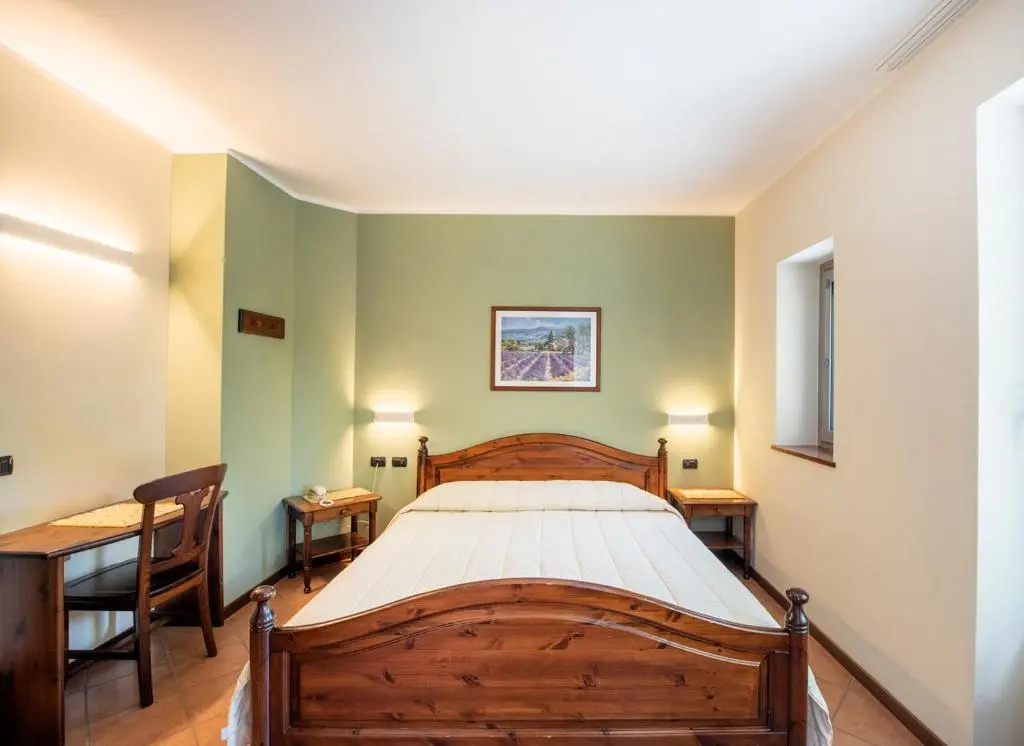 Standard Double room (full double bed)