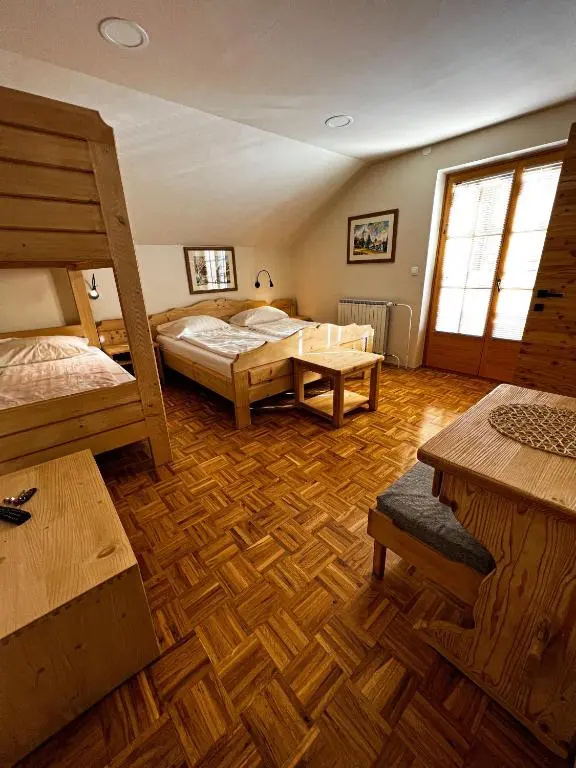 Guesthouse Smogavc - Chambres