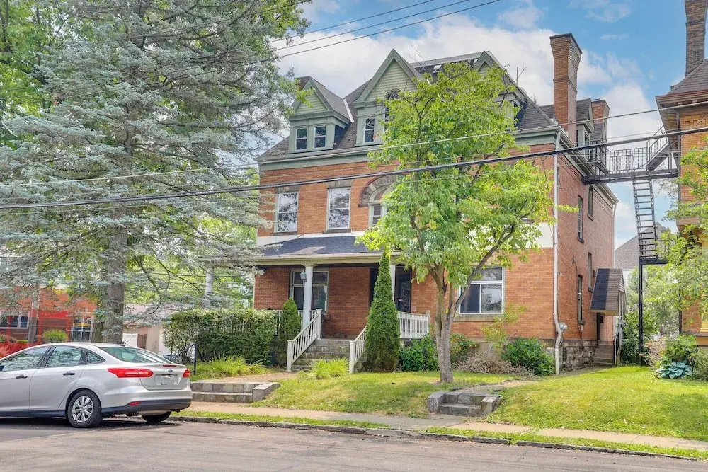 Spacious Pittsburgh Rental: Walk to Frick Park!