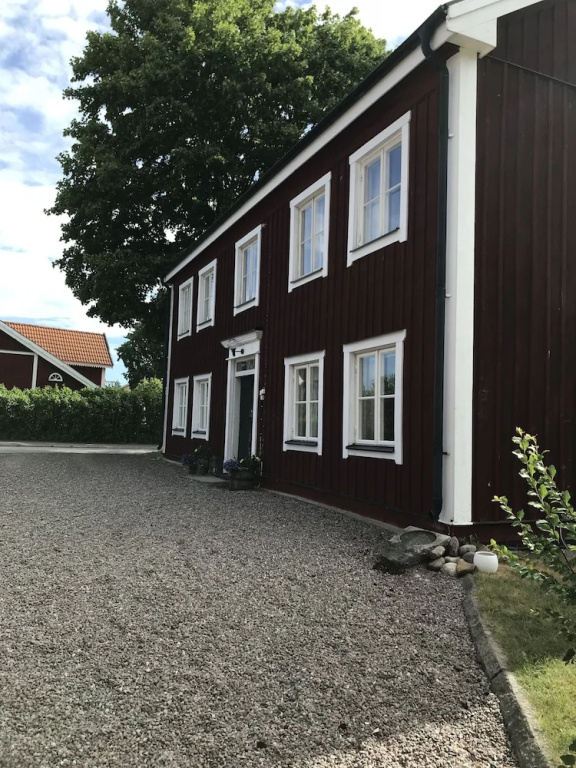 Tjällmo Gästgifvaregård