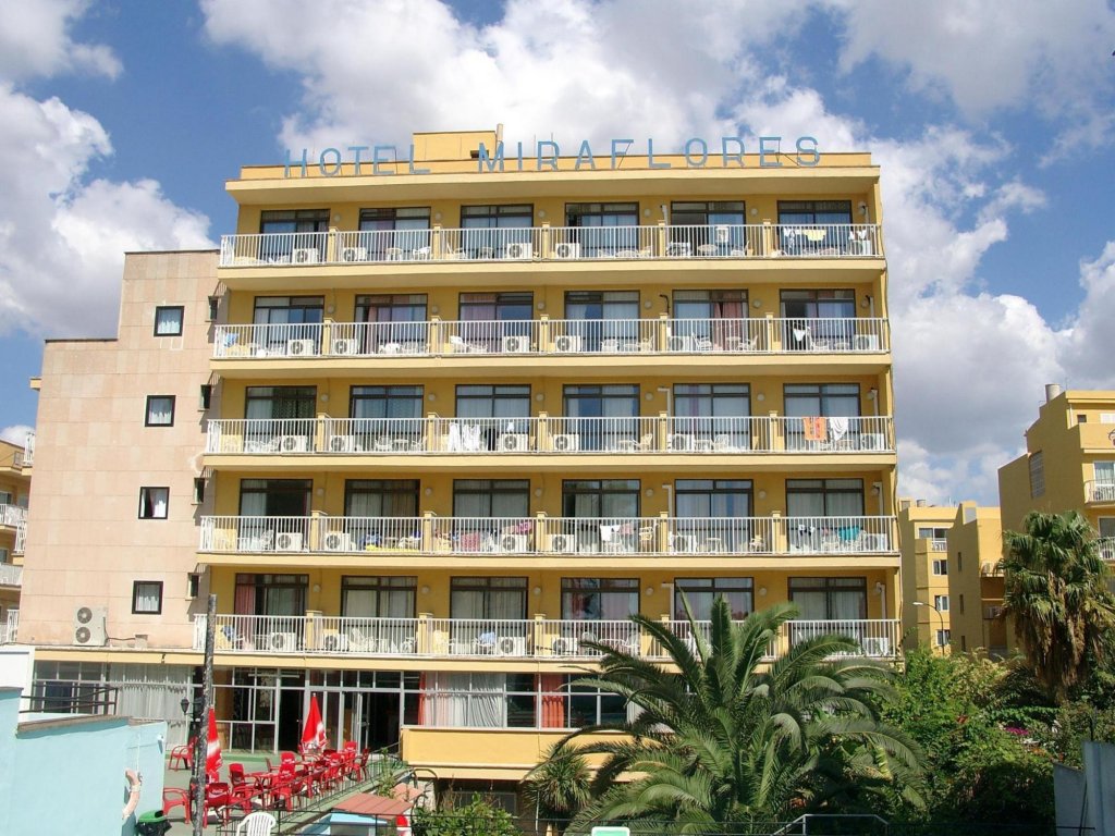 Hotel Amic Miraflores image