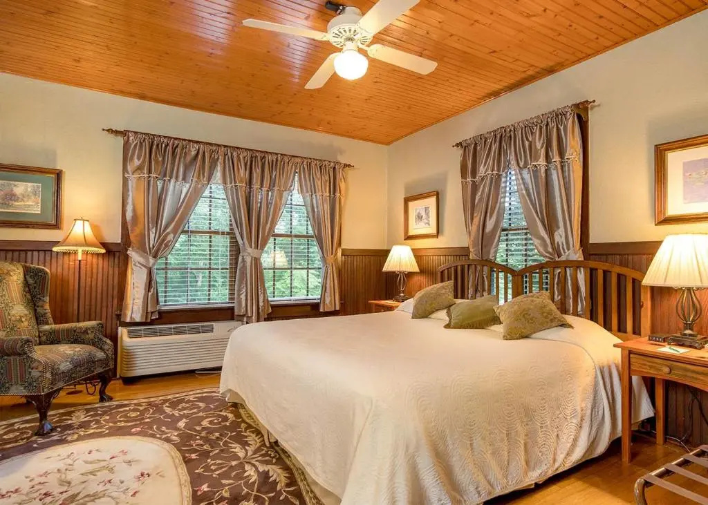 Highland Lake Inn & Resort - Chambres