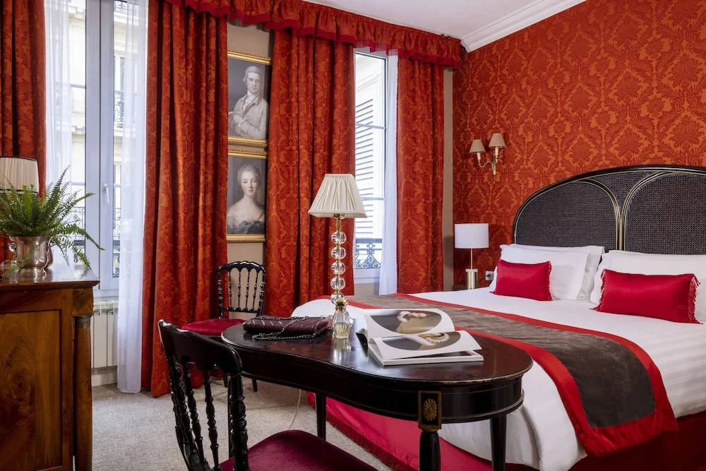 Executive Double room (full double bed)