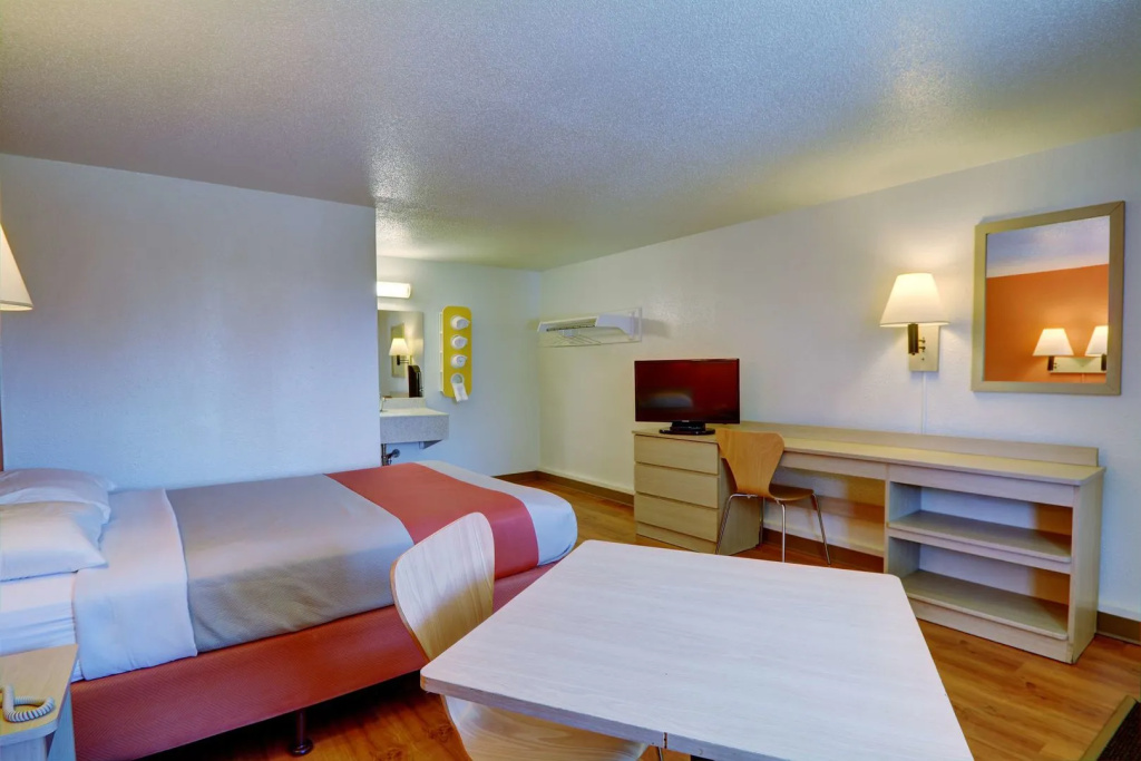Motel 6 Chicopee, MA - Springfield: фото 5