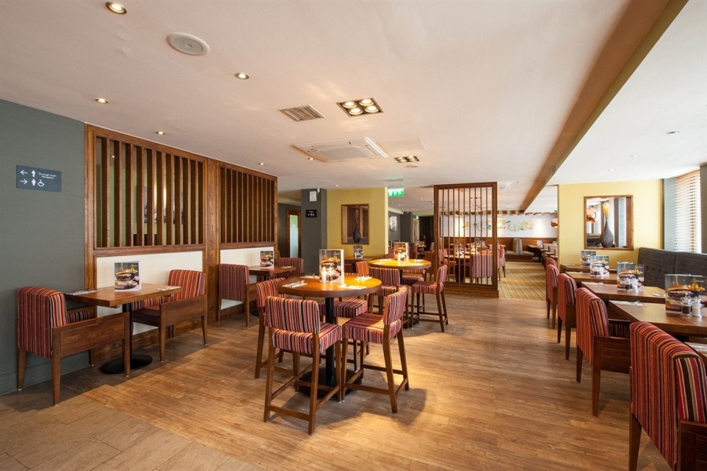 Food & Beverage