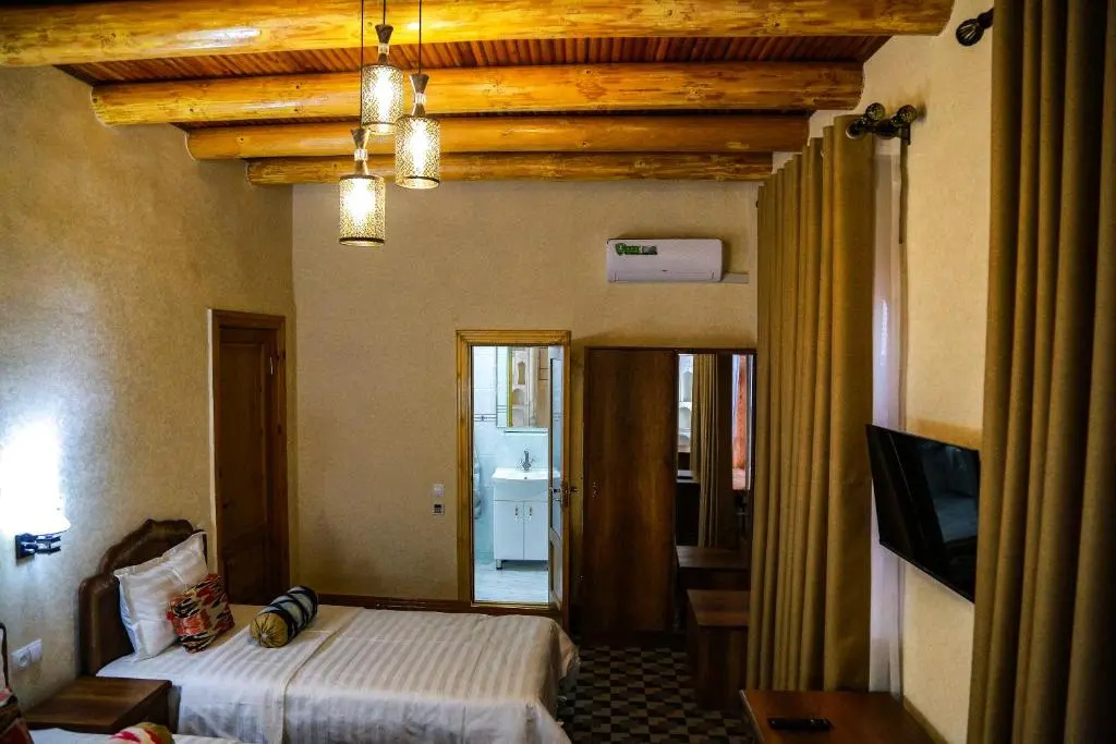 Comfort room