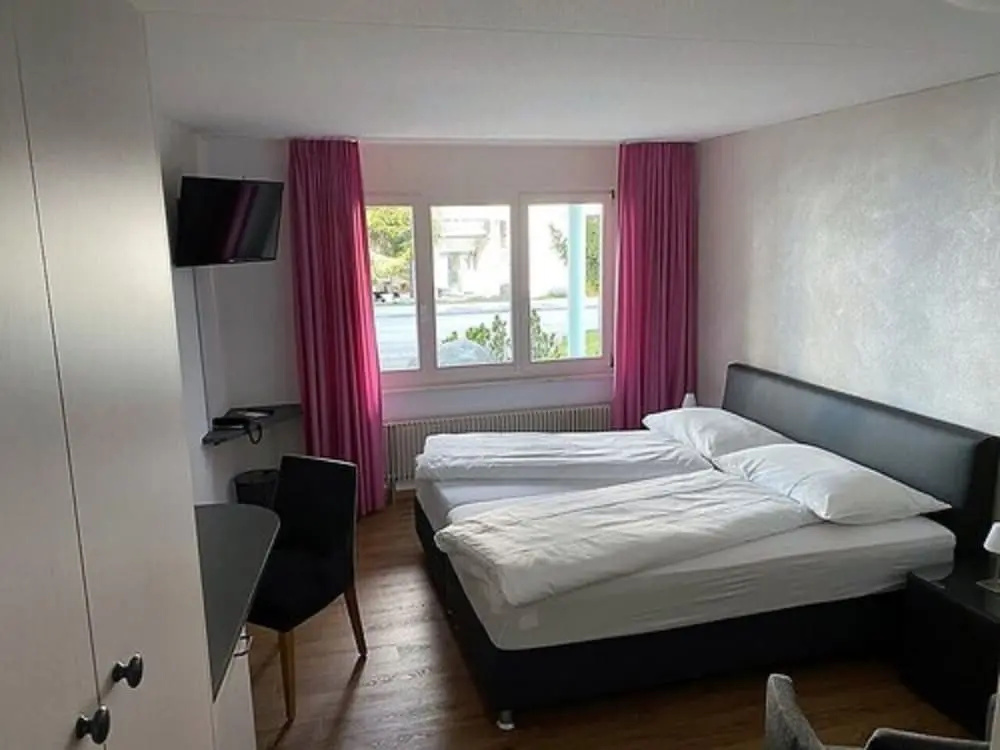 Comfort room