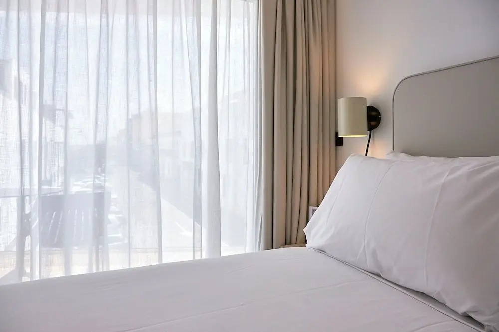 Superior Single room with partial sea view