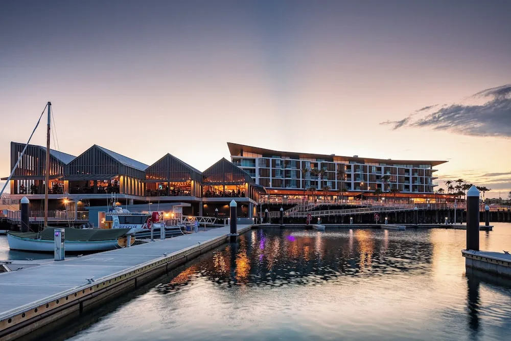 Crowne Plaza Shell Cove Marina by IHG