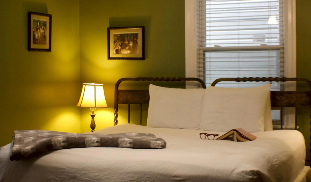 Carisbrooke Inn