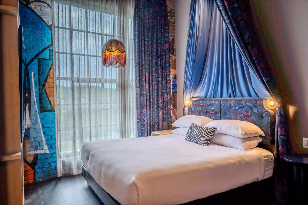 Hotel photo 12
