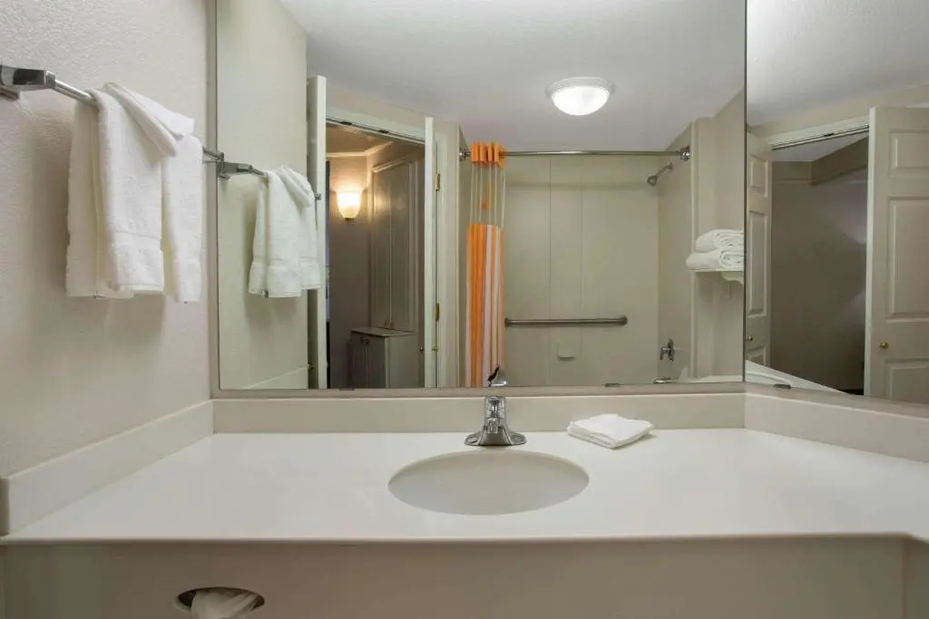 La Quinta Inn & Suites by Wyndham Denver Southwest Lakewood - Chambres