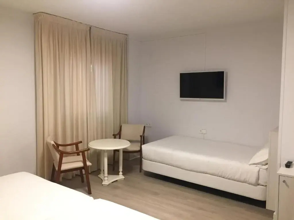 Hostal Vista Alegre - Chambres