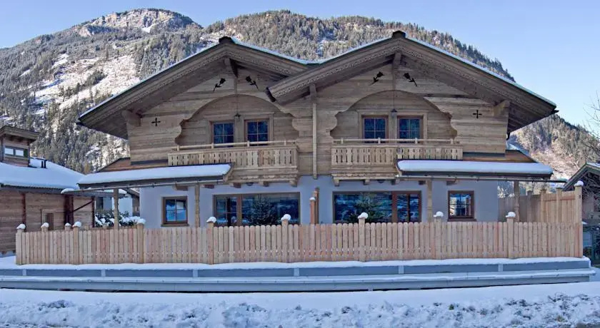Alpenchalet Brücke