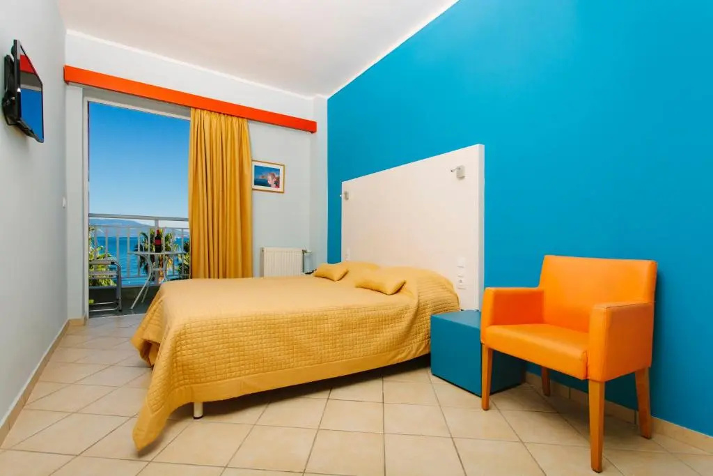 Standard Double room with sea view (full double bed)